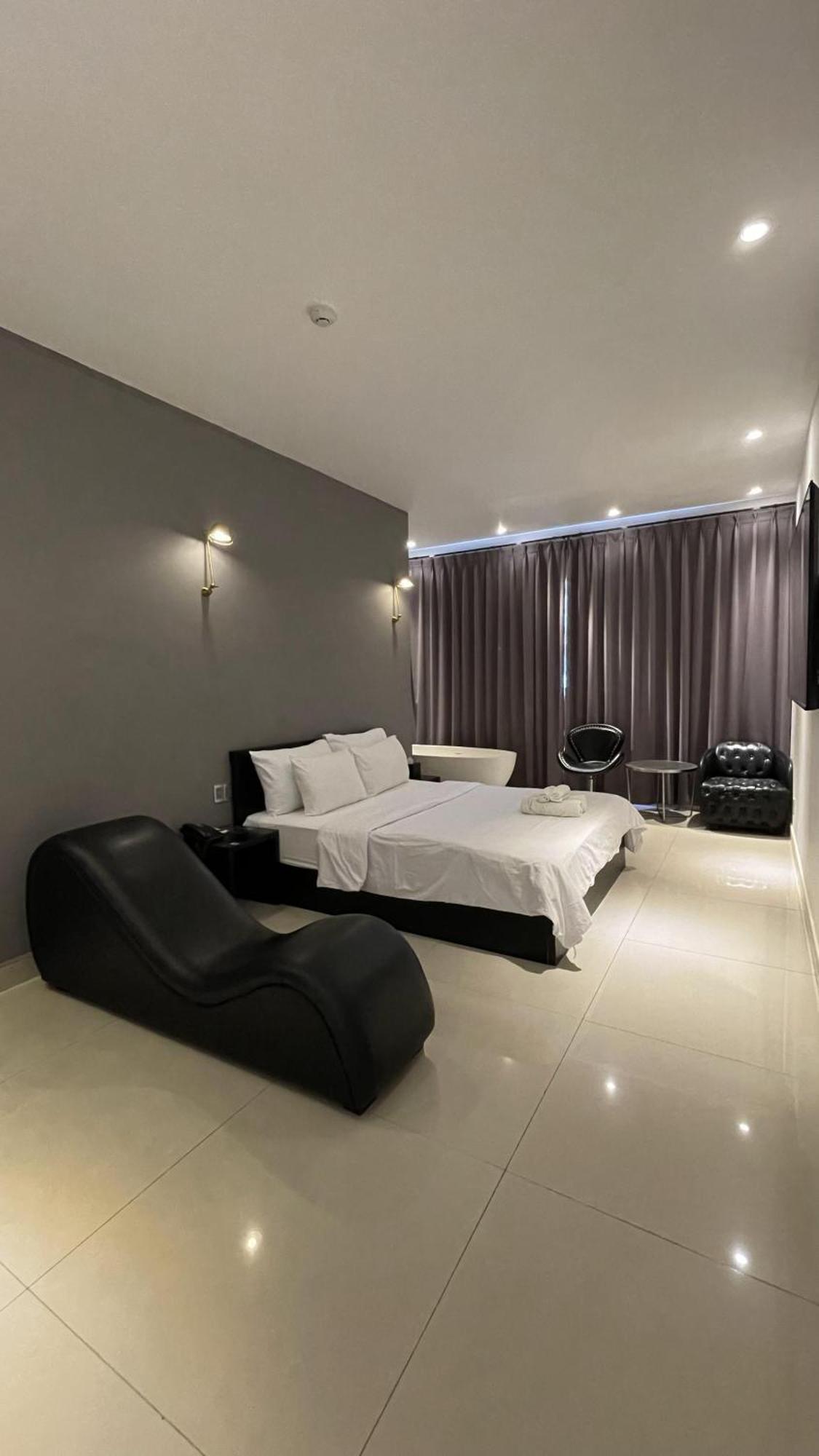 A In Hotel Riverside Ho Chi Minh-byen Eksteriør bilde
